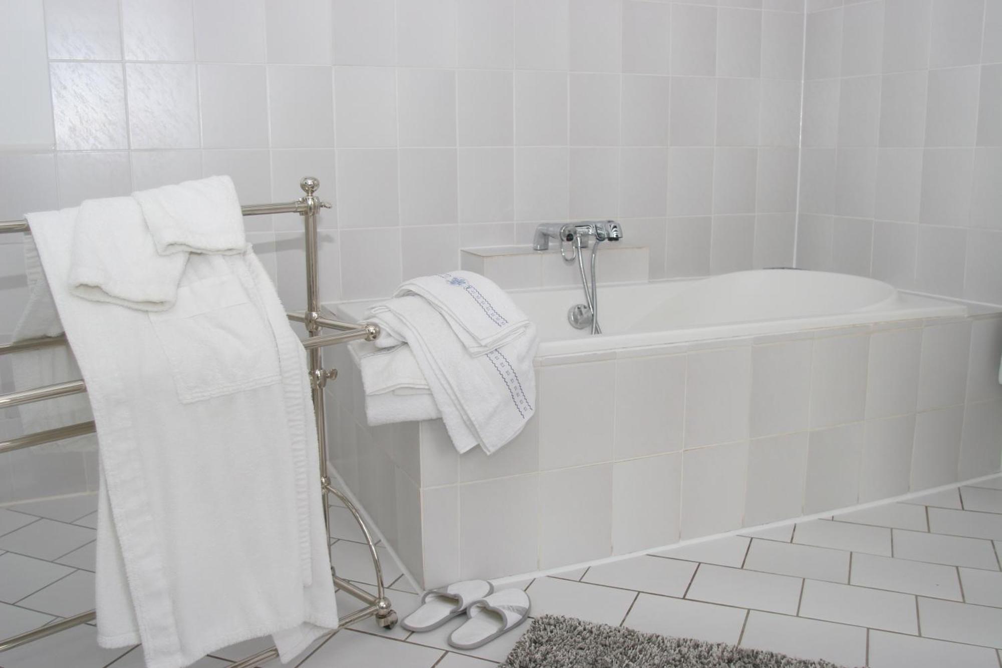 Gaestehaus Wahnenmuehle Erkrath Extérieur photo