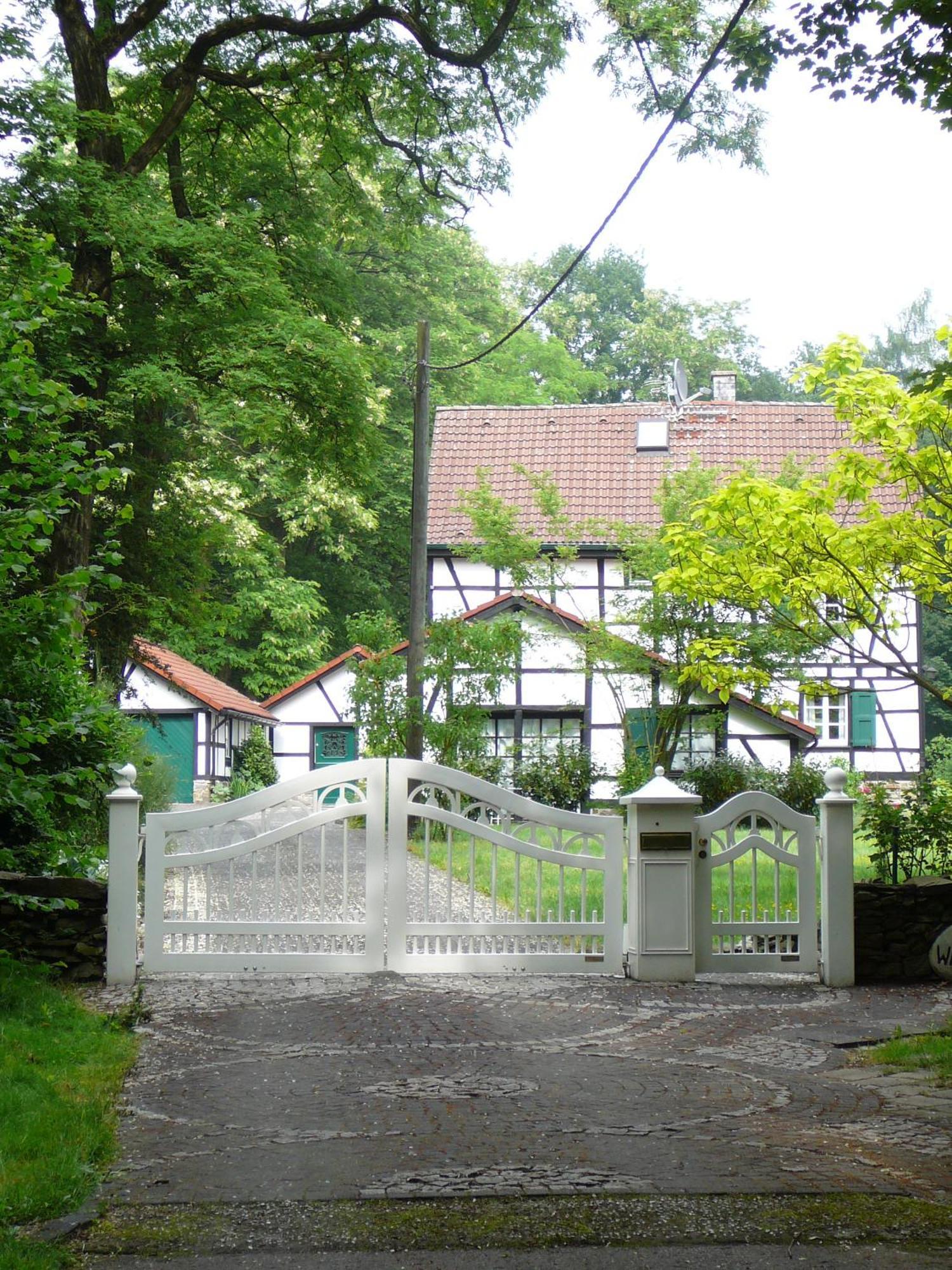 Gaestehaus Wahnenmuehle Erkrath Extérieur photo